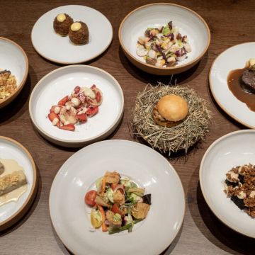 Sentit Comú - Muestra de platos de la carta