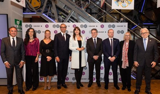 Gabriel Gené, Mònica Roca, Maria Eugènia Gay, Luis Sans, Laura Borràs, Gabriele Palma, Albert Castellanos, Assumpta Escarp i Josep Sánchez Llibre.