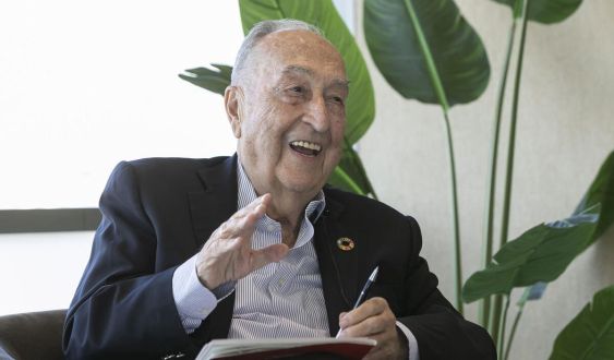 Antoni Pont True Leaders Borges