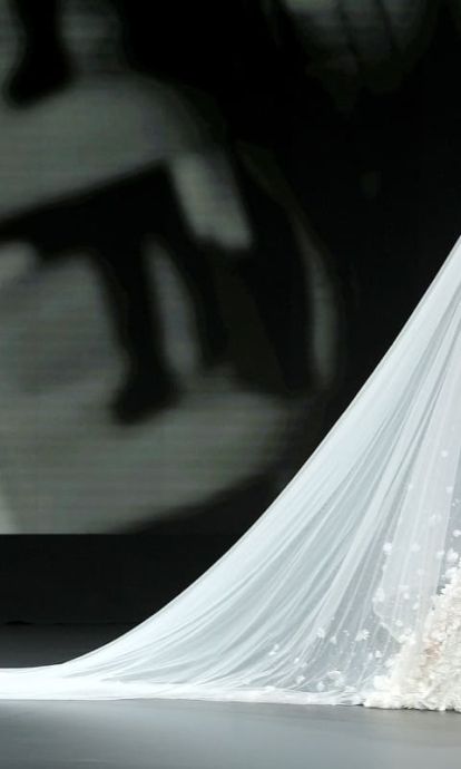 bridal fashion pronovias 2021