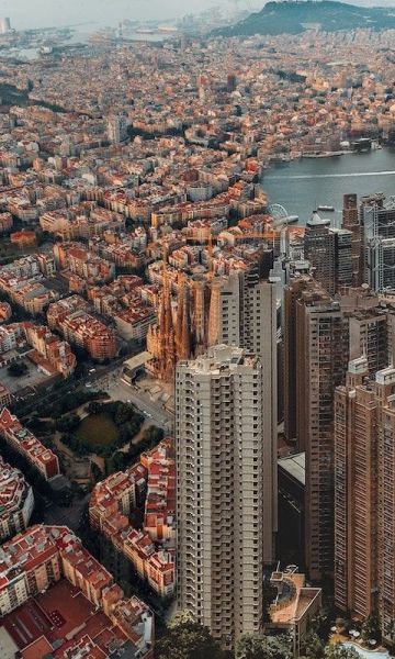 Hong Kong Barcelona Hong Kong Barcelona