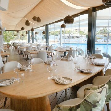 Casanova Beach Club Lancaster