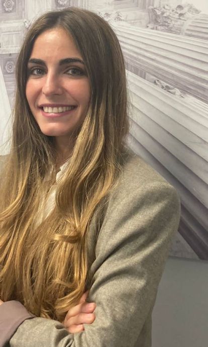 Carlota Lobato