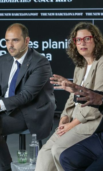Toni Aira con Albert Dalmau, Laia Claverol y Constantí Serrallonga Toni Aira con Albert Dalmau, Laia Claverol y Constantí Serrallonga