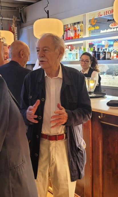 Personalidades en Casa Leopoldo, con Eduardo Mendoza