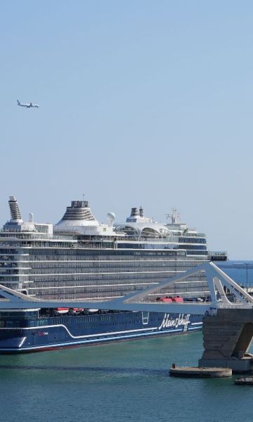 El creuer Mein Schiff Relax © Cedida El creuer Mein Schiff Relax © Cedida