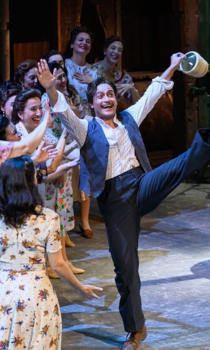 Momento de la función inaugural de 'Elisir d'amore' © Antoni Bofill