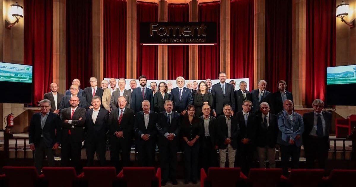 Elevant Posts Foment proposa allargar la tercera pista del Prat 840 metres elevant-la ...