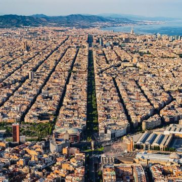 Vista aèria de Barcelona © Ikumaru - Shutterstock