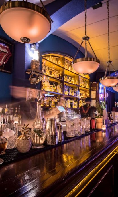 bobbys-free-cocteleria-speakeasy-en-barcelona-1