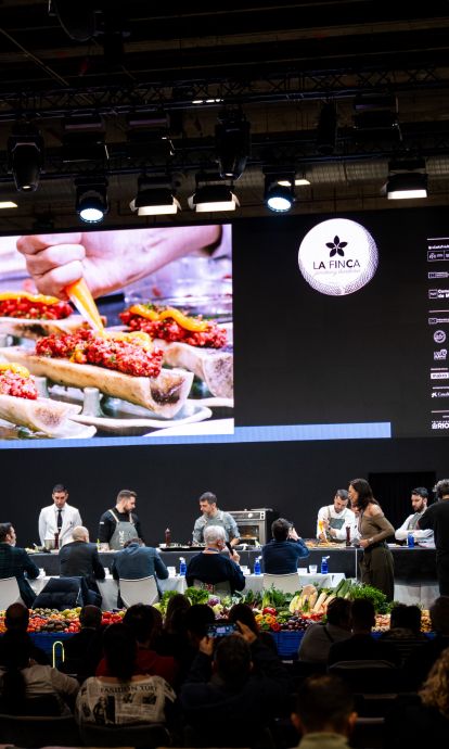 Toni Romero presenta el seu steak tartar de Suculent al ring de concurs