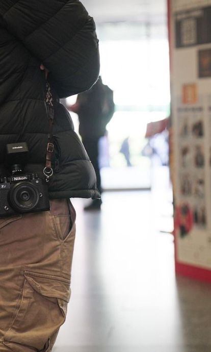 Visitante al Photo Forum Fest