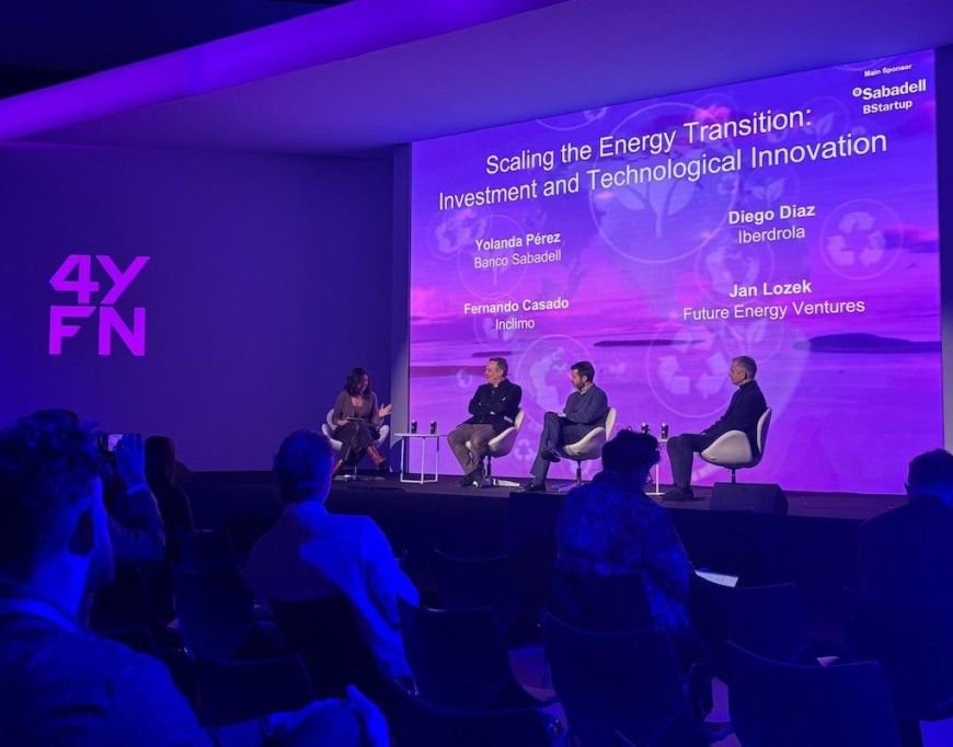 Mesa redonda Scalint the Energy Transition BSabadell Stage