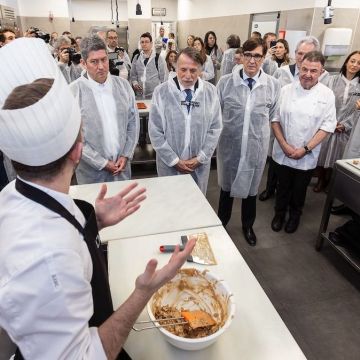 Visita al Barcelona Culinary Hub con Salvador Illa