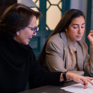 Adela Cabré y Coco Constans, una de las duplas creativas