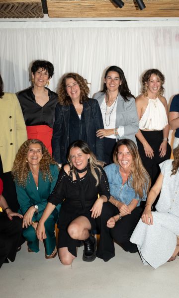 Elvira Bisbe, Elma Saiz, Olga Morales, Mar Alarcón, Astrid Altadill y Patricia Ayma. (abajo) Anna Gener, Eva Vila-Massanas, Reichel Delgado, Beatriz de Vicente i Helena Garcia Melero © Cedida Elvira Bisbe, Elma Saiz, Olga Morales, Mar Alarcón, Astrid Altadill y Patricia Ayma. (abajo) Anna Gener, Eva Vila-Massanas, Reichel Delgado, Beatriz de Vicente i Helena Garcia Melero © Cedida