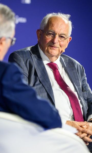 Martin Wolf durant la Reunió del Cercle d'Economia. Martin Wolf durant la Reunió del Cercle d'Economia.