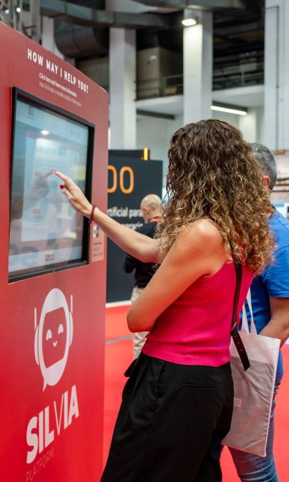 En l'edició de 2026, el SIL ha reunit més de 15.000 visitants procedents de 87 països i 250 ponents.