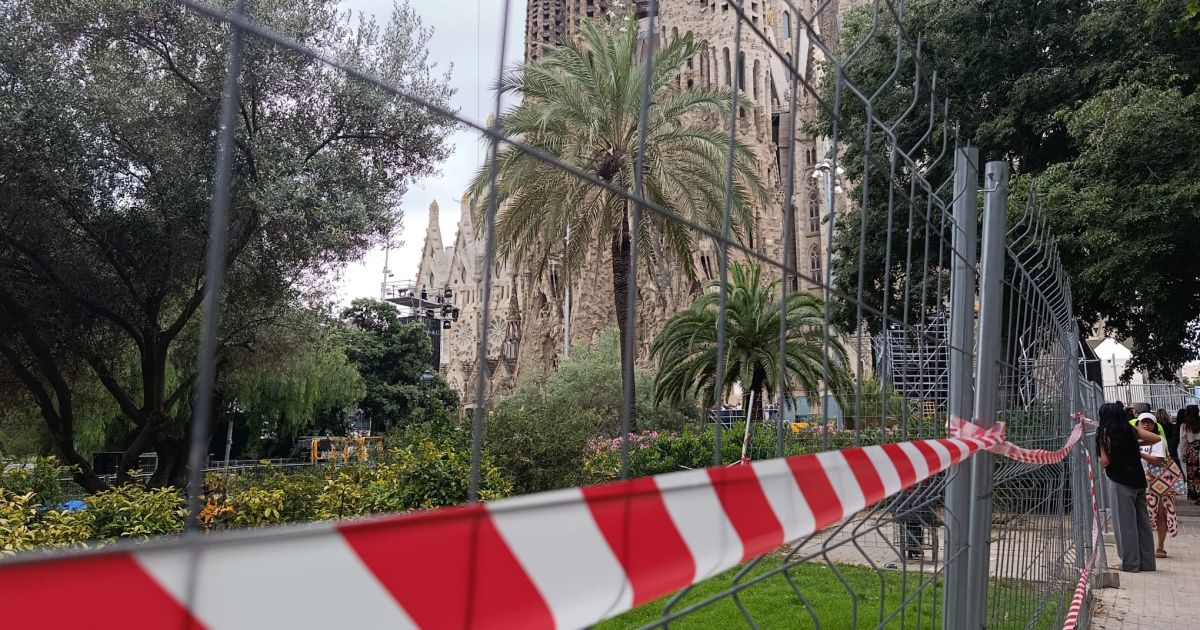 L'entorn de la Sagrada Família, vallat per la visita de Lleó XIV, per Anna Badia L'entorn de la Sagrada Família, vallat per la visita de Lleó XIV, per Anna Badia