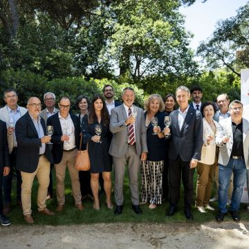 El conseller d’Empresa i Treball, Miquel Sàmper, ha clausurat aquest dilluns a Barcelona l’acte de presentació de la Xarxa de Rutes del Vi de Catalunya