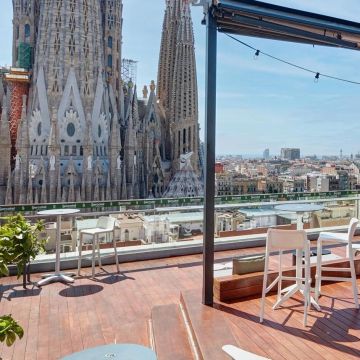 Vistas desde del Sercotel Rossello a la Sagrada Família Vistas desde del Sercotel Rossello a la Sagrada Família