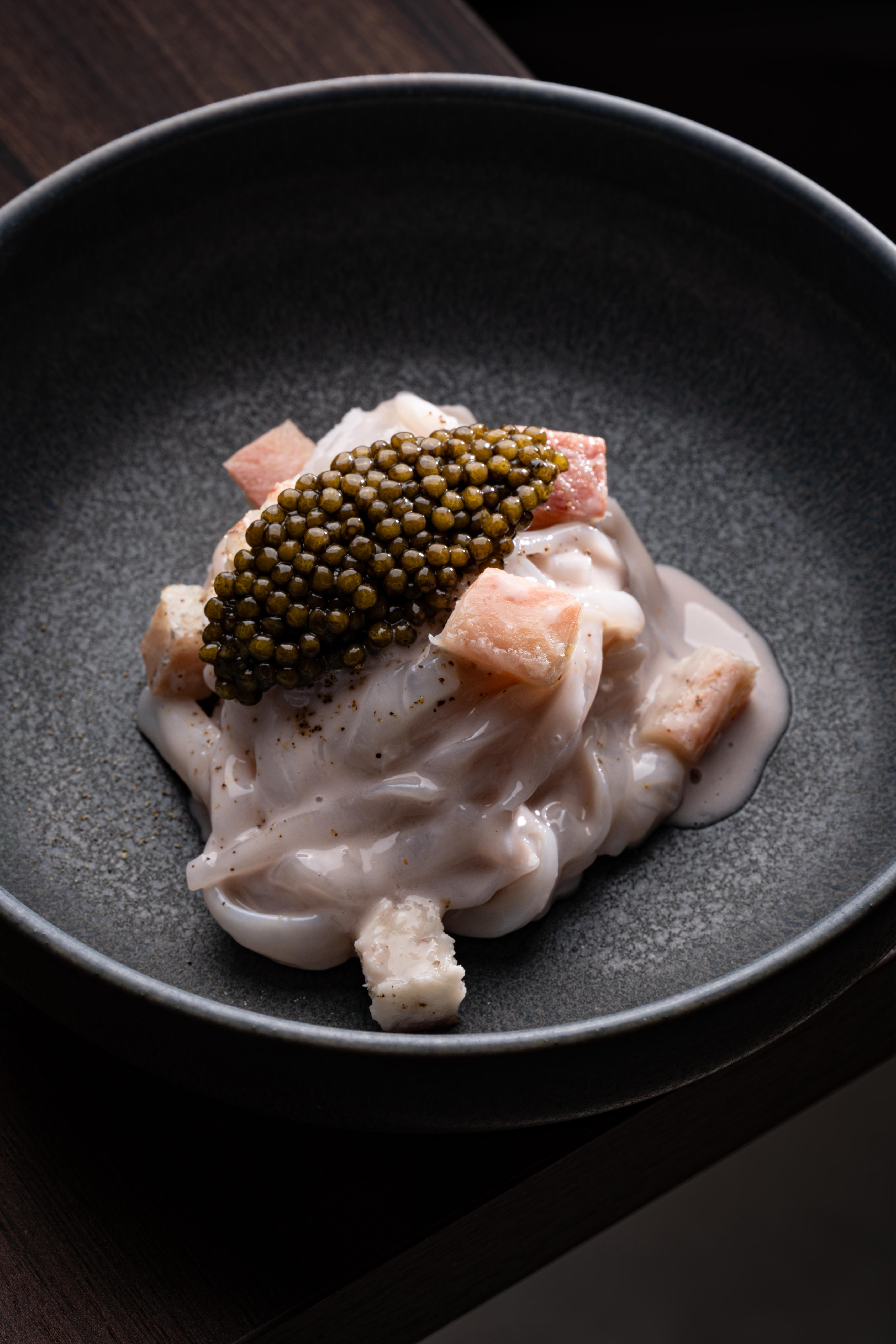 La marbonara és una de les elaboracions més especials de la carta del nou restaurant Casa Platos. La marbonara és una de les elaboracions més especials de la carta del nou restaurant Casa Platos.
