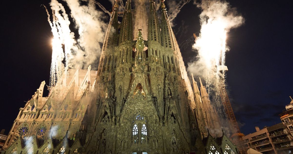 La Sagrada Familia durant la visita de Lleó XIV. © Manuel Queimadelos / Sagrada Família La Sagrada Familia durant la visita de Lleó XIV. © Manuel Queimadelos / Sagrada Família