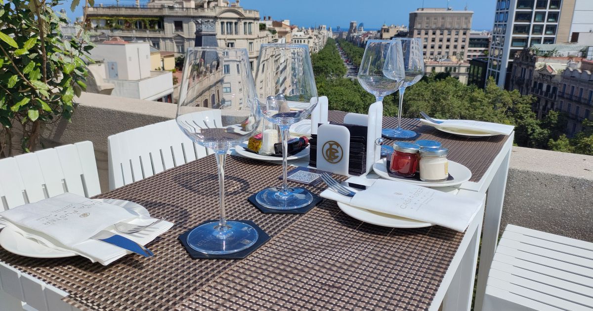 La terrassa de Casa Fuster acollirà un sopar especial per Sant Joan 2026 La terrassa de Casa Fuster acollirà un sopar especial per Sant Joan 2026