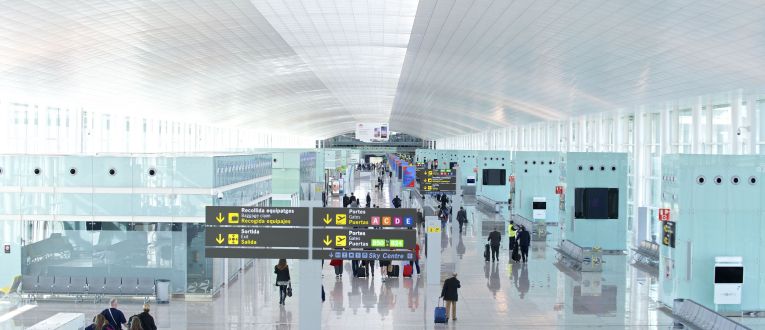 T1 de l'Aeroport de Barcelona-El Prat T1 de l'Aeroport de Barcelona-El Prat