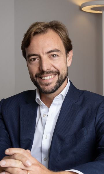L'empresari Jaume Sabater adquireix una participació majoritària en la societat de la Sala Parés L'empresari Jaume Sabater adquireix una participació majoritària en la societat de la Sala Parés