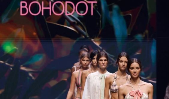 Desfilada de Bohodot a la Gran Canaria Swim Week. © Bohodot
