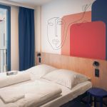 Una de les habitacions de Meininger Hotels. © Meininger