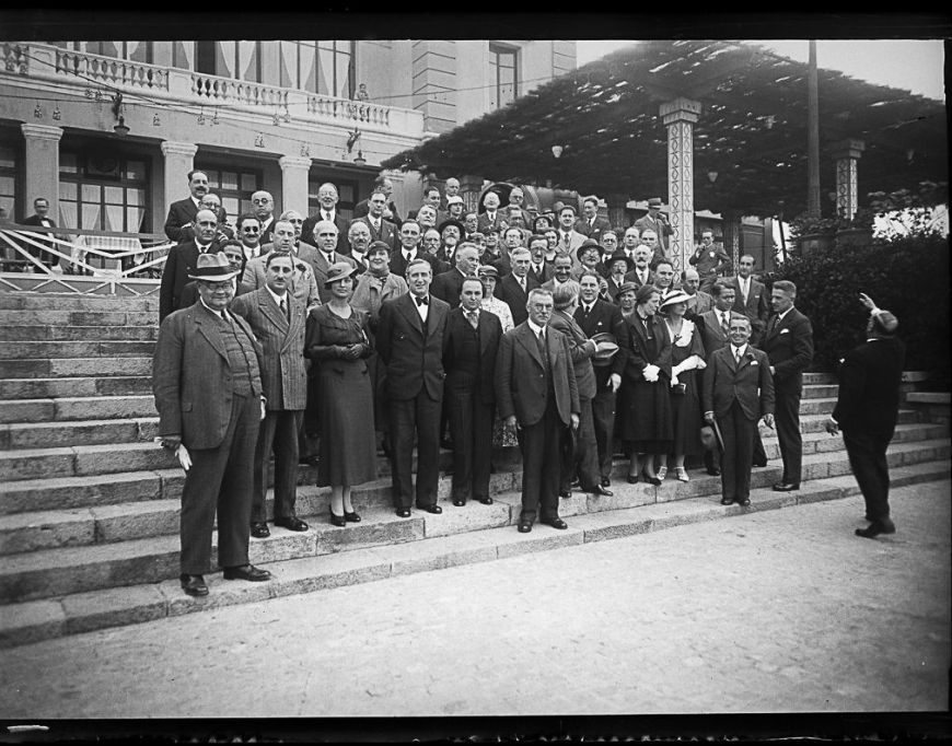 Carles Pi i Sunyer, Bonaventura Gassol, Pere Bosch i Gimpera y otros invitados a un banquete en el Restaurante Miramar en 1931 (AFB) ç