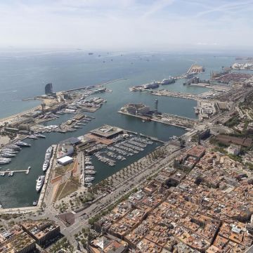 Port de Barcelona Terminal BEST © Cedida Port de Barcelona Terminal BEST © Cedida