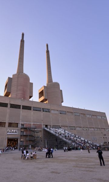 Una de les activitats del Congrés Mundial d'Arquitetura a les Tres Xemeneies. © UIA Una de les activitats del Congrés Mundial d'Arquitetura a les Tres Xemeneies. © UIA