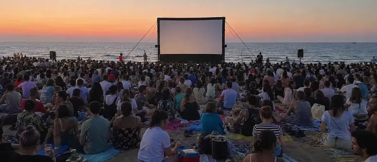 Comença una nova edició de Cinema Lliure a la Platja 2026 Comença una nova edició de Cinema Lliure a la Platja 2026