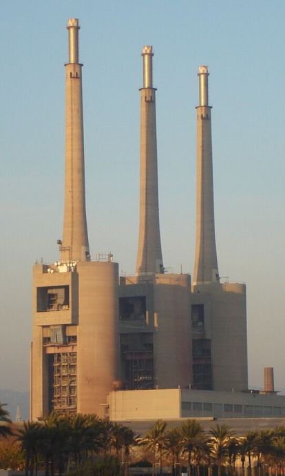 Les Tres Xemeneies de Sant Adrià, futura seu del Catalunya Media City