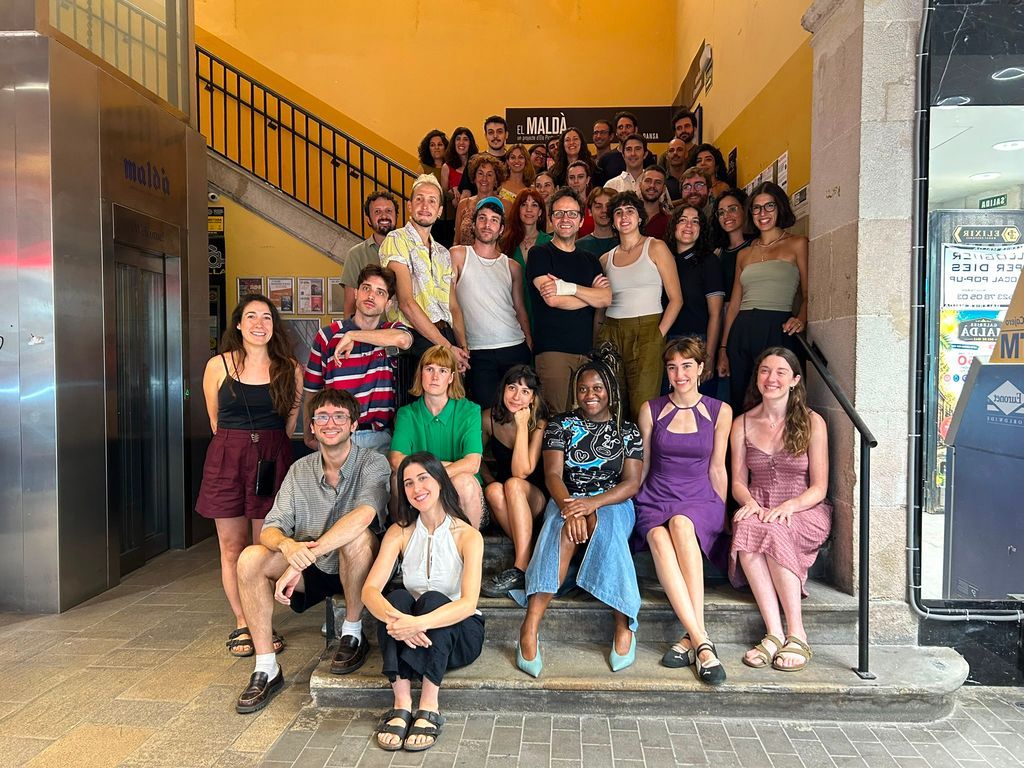 Foto de família de la nova temporada d'El Maldà Foto de família de la nova temporada d'El Maldà