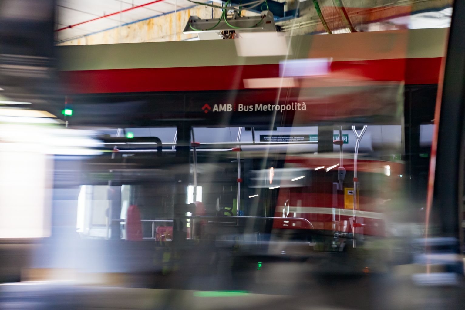 Autobús de la cotxera d'autobusos del Triangle Ferroviari © Ajuntament de Barcelona Autobús de la cotxera d'autobusos del Triangle Ferroviari © Ajuntament de Barcelona