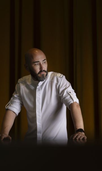 El xef Artur Martínez ha obert enguany el restaurant TRÜ El xef Artur Martínez ha obert enguany el restaurant TRÜ