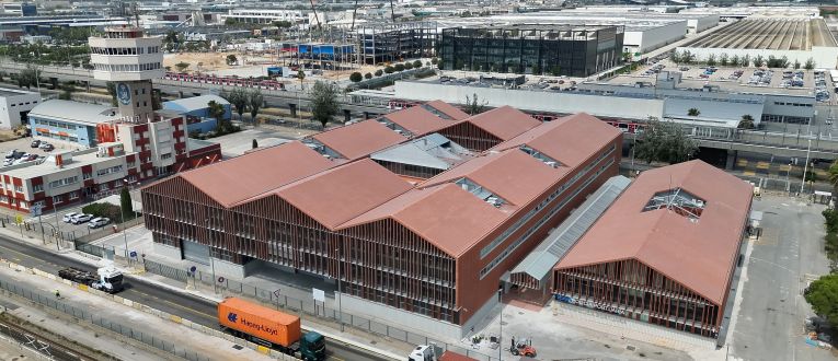 El Port culmina la renovació de l’històric edifici ASTA El Port culmina la renovació de l’històric edifici ASTA