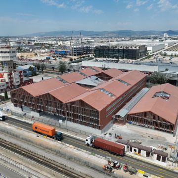 El Port culmina la renovació de l’històric edifici ASTA El Port culmina la renovació de l’històric edifici ASTA