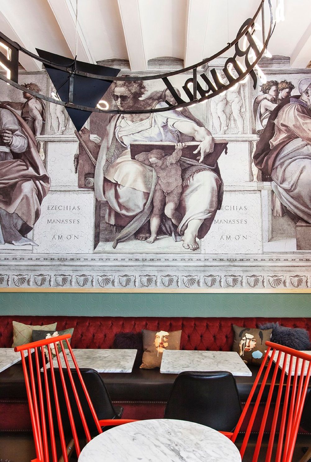 El interiorismo de La Prudencia del Raval lo firma Concepción Padilla. El interiorismo de La Prudencia del Raval lo firma Concepción Padilla.