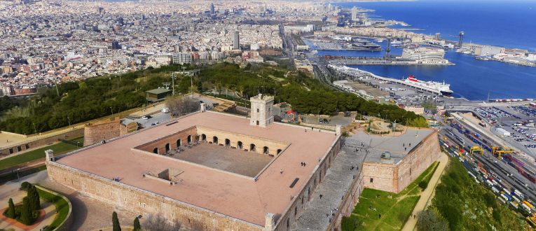 El Castell de Montjuïc, un dels espais per veure l'eclipsi solar. ©Ajuntament de Barcelona