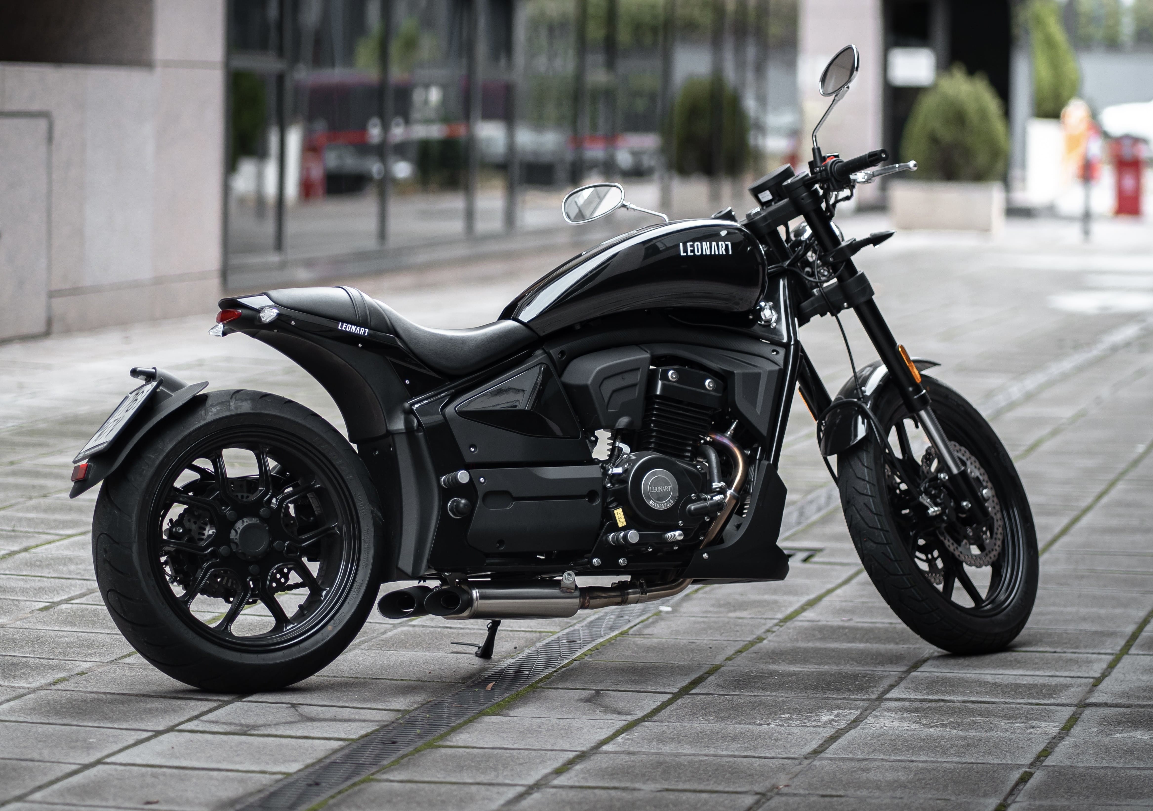 Model de Leonart Motors