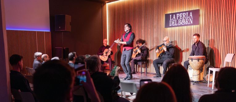 Barcelona Guitar Trio a La Perla del Born Barcelona Guitar Trio a La Perla del Born