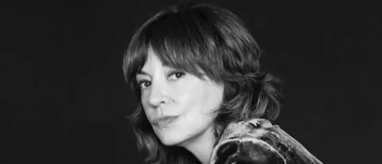 Àgata Roca estrena 'Ella i màquina'