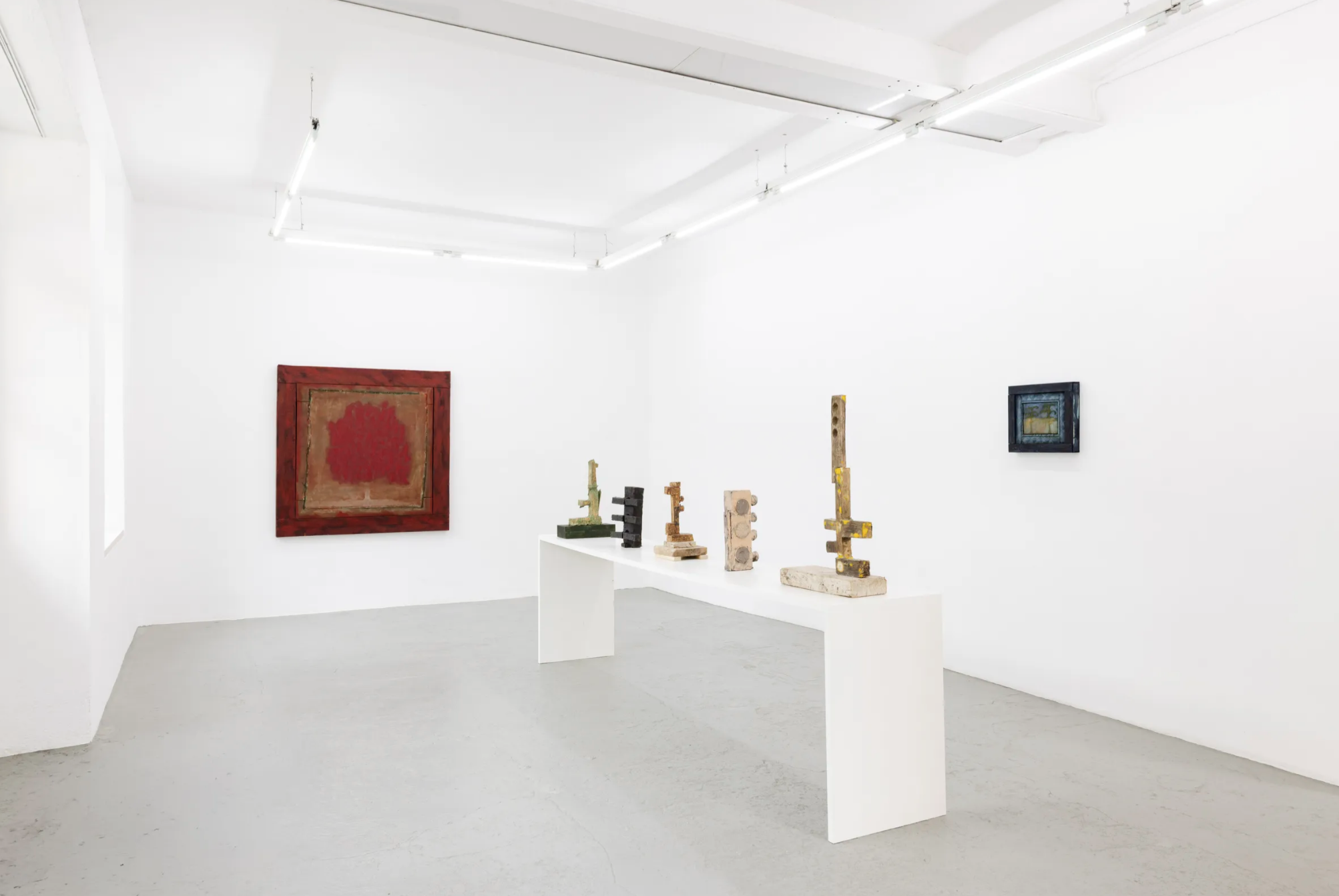 La mostra 'What remains of the night', expuesta actualmente en KALI Gallery en Lucerna