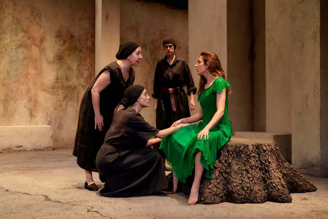 'La Casa de Bernarda Alba' en la Sala Ars Teatre