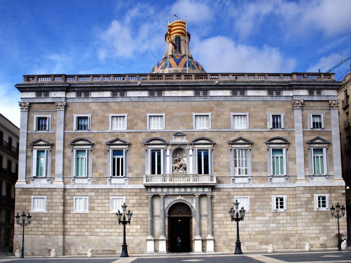 El Palau de la Generalitat El Palau de la Generalitat